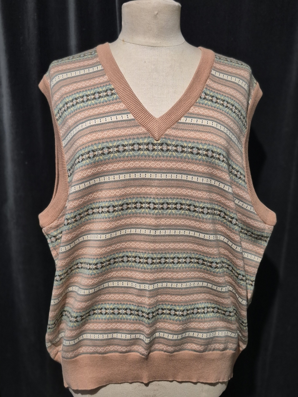 GAP Multicolor Striped Knit Vest in Blush, Cream & Muted Teal (Box B)